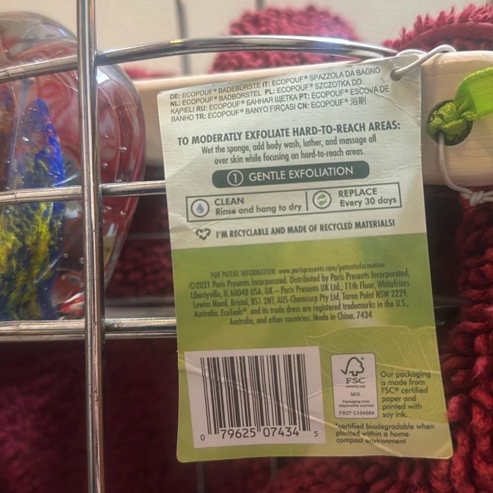 NWT Ecotools luffa extended on(of course) a waterproof wood handle. Eco friendly